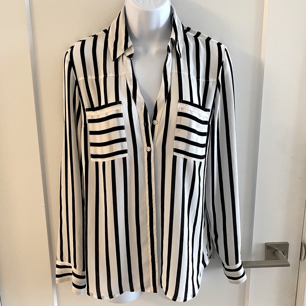 Fitted Button-Up Portofino Shirt Express